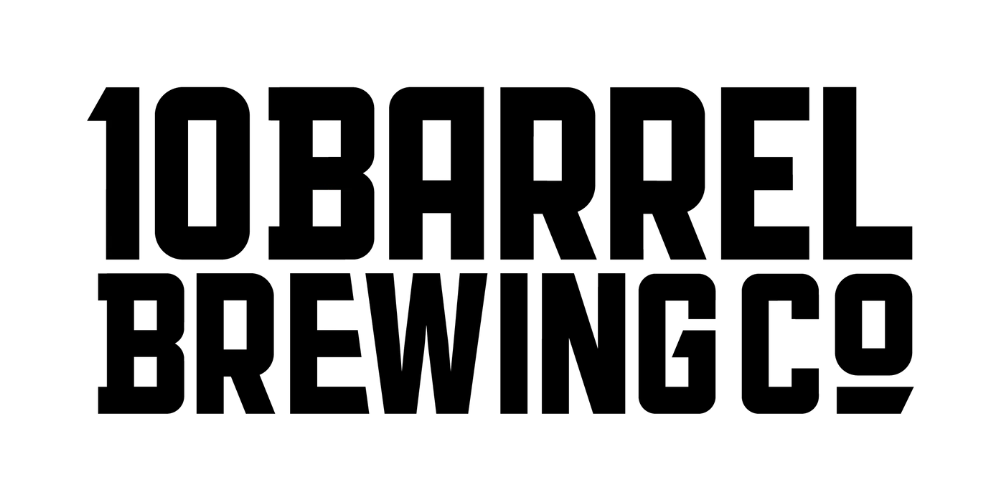 לוגו שחור של חברת 10 Barrel Brewing עם טקסט עבה ופשוט.